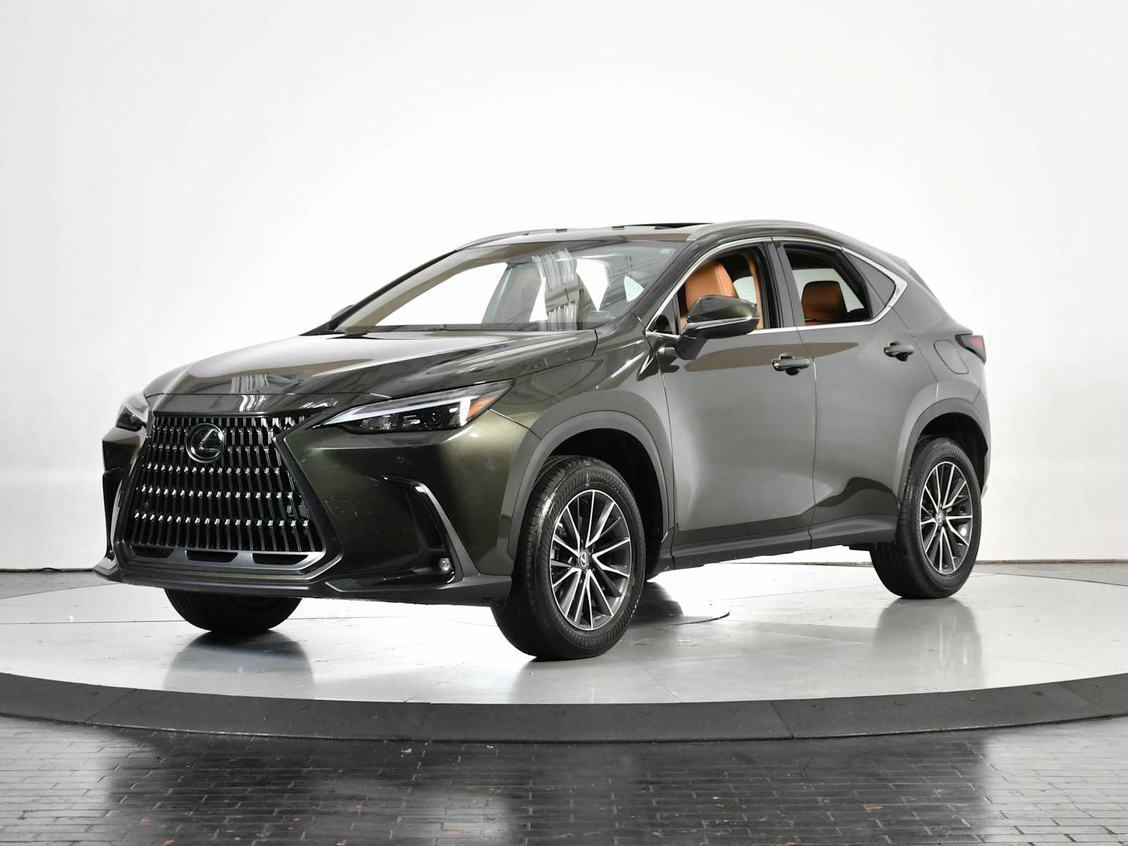2025 Lexus NX Hybrid