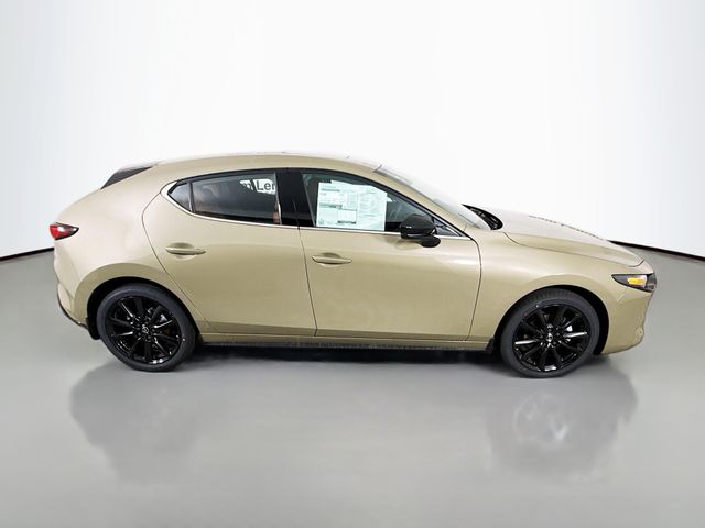 2025 Mazda Mazda3 Hatchback 2.5 Turbo Carbon photo 8