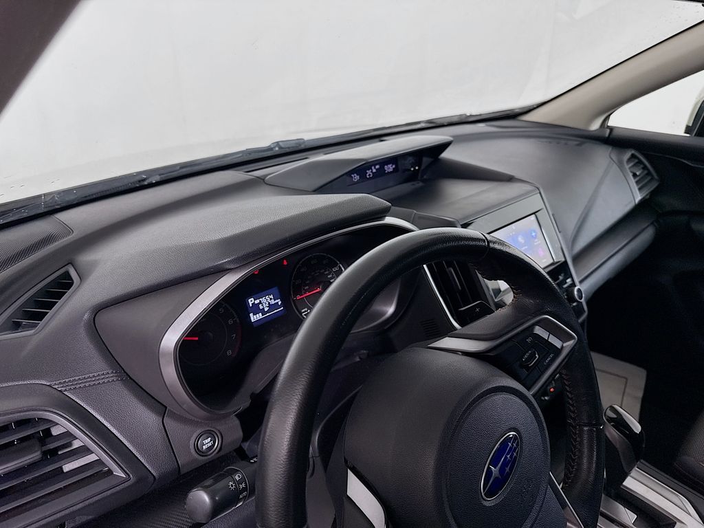 2019 Subaru Crosstrek 2.0i Premium photo 9