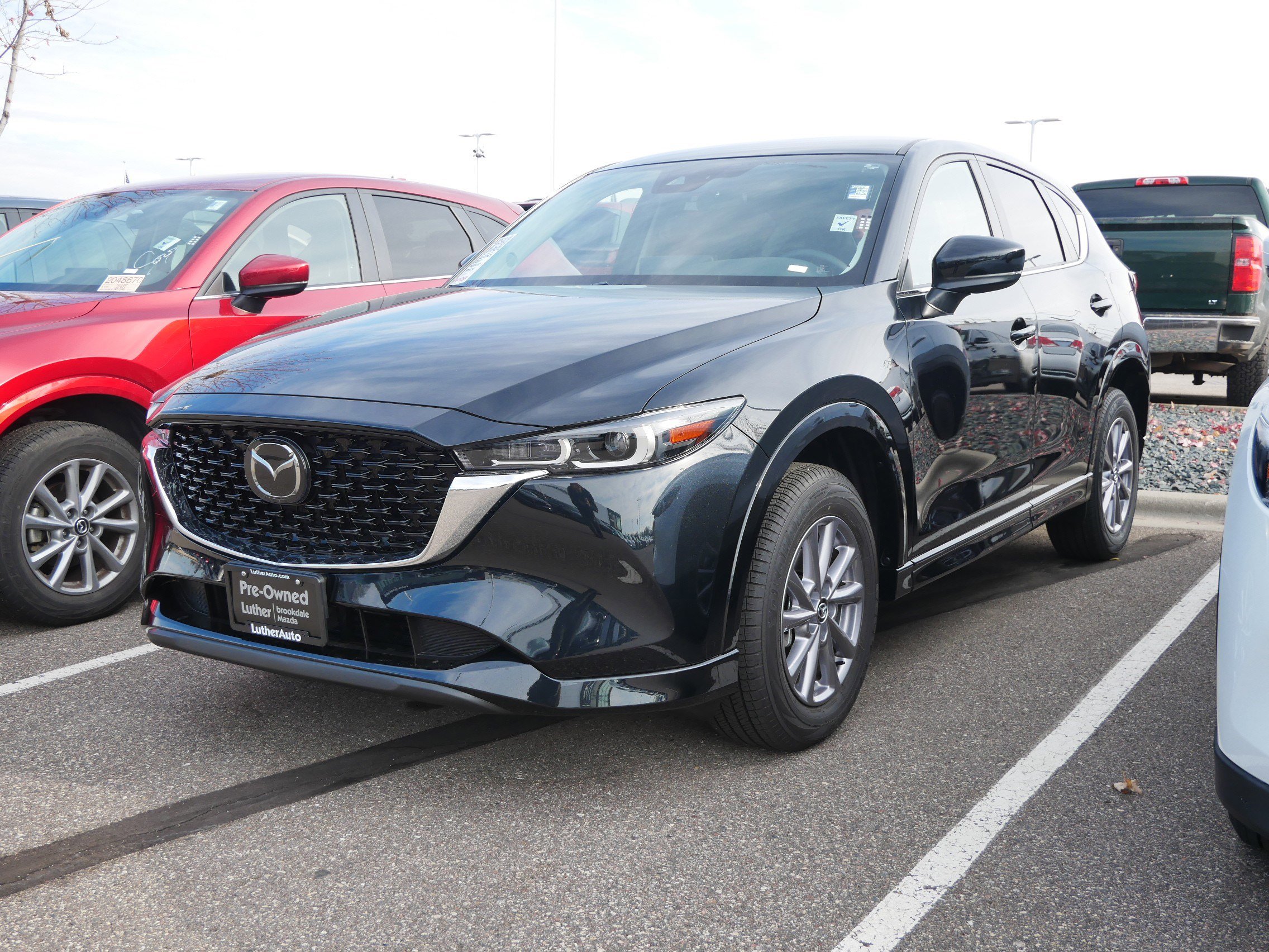 2025 Mazda CX-5 2.5 Select photo 3