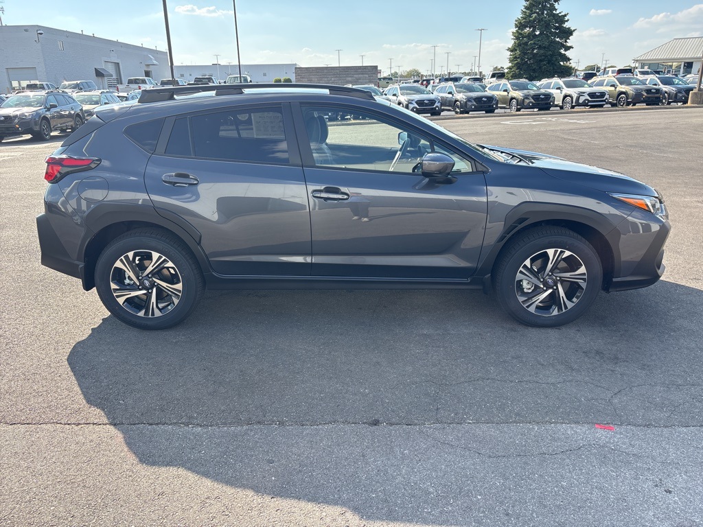 2025 Subaru Crosstrek Premium photo 2