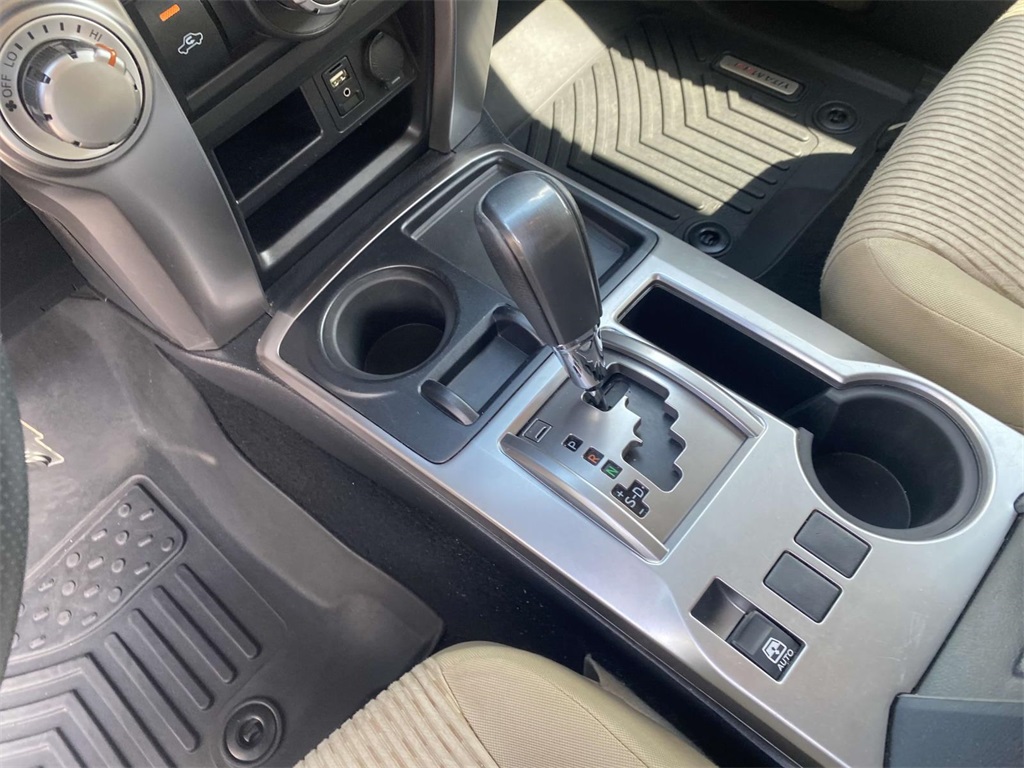 2018 Toyota 4Runner SR5 photo 18