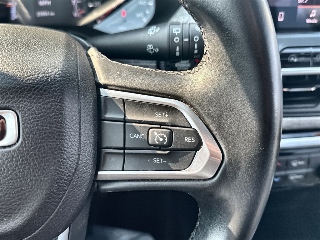 2022 Jeep Compass Latitude Lux photo 27