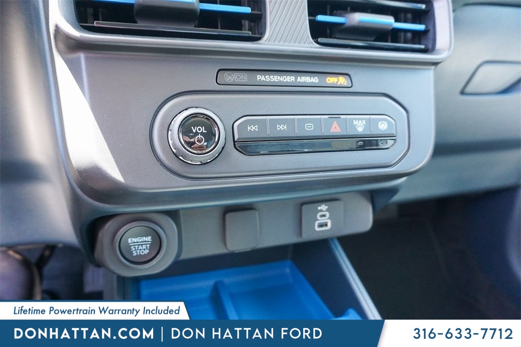 2025 Ford Maverick XLT photo 9