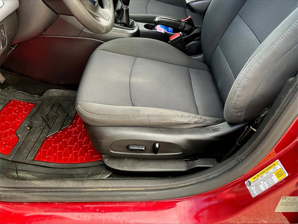 2018 Chevrolet Cruze LT photo 28