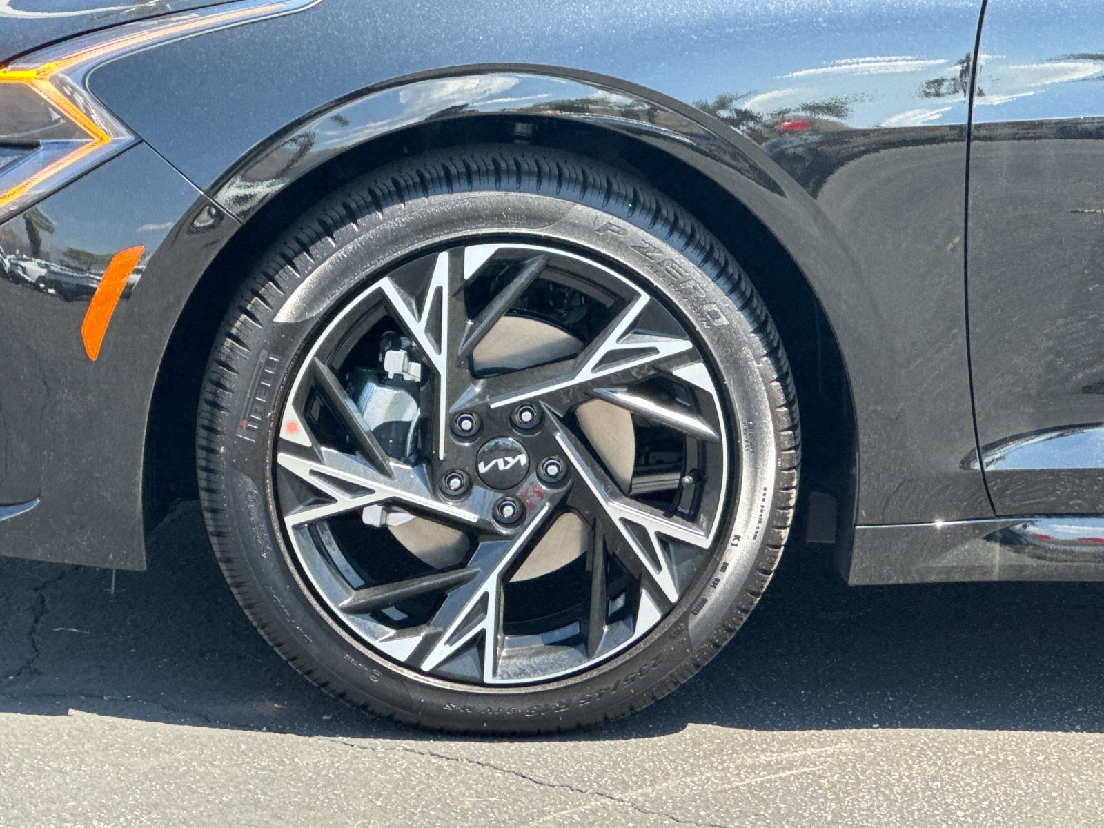 2026 Kia K5 GT-Line photo 30