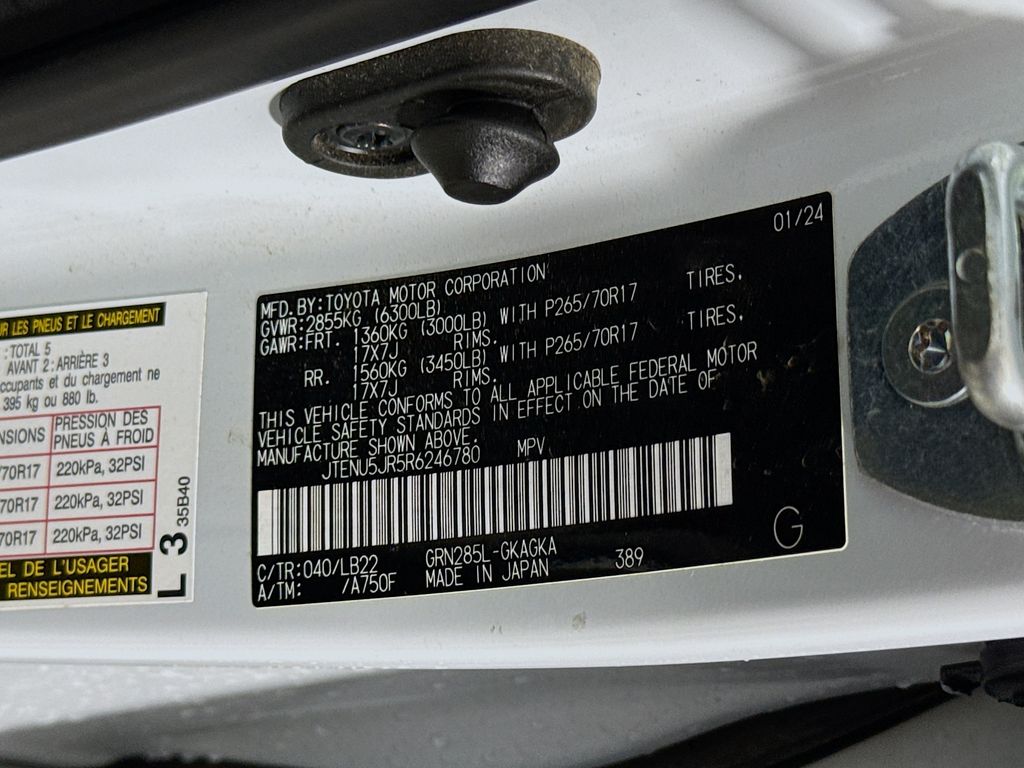 2024 Toyota 4Runner SR5 Premium photo 30