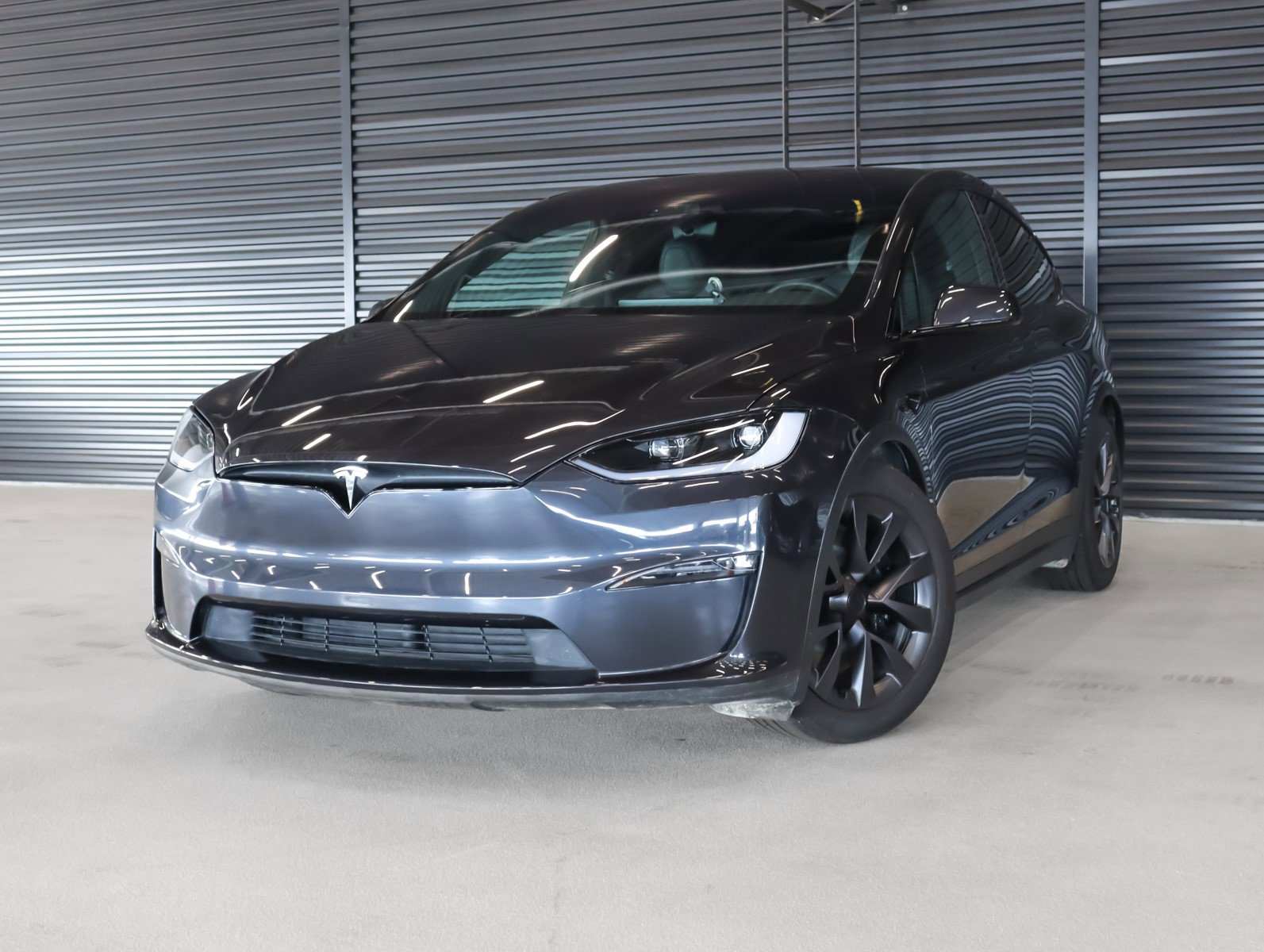 Used 2025 Tesla Model X Long Range with VIN 7SAXCDE51SF461586 for sale in Ontario, CA