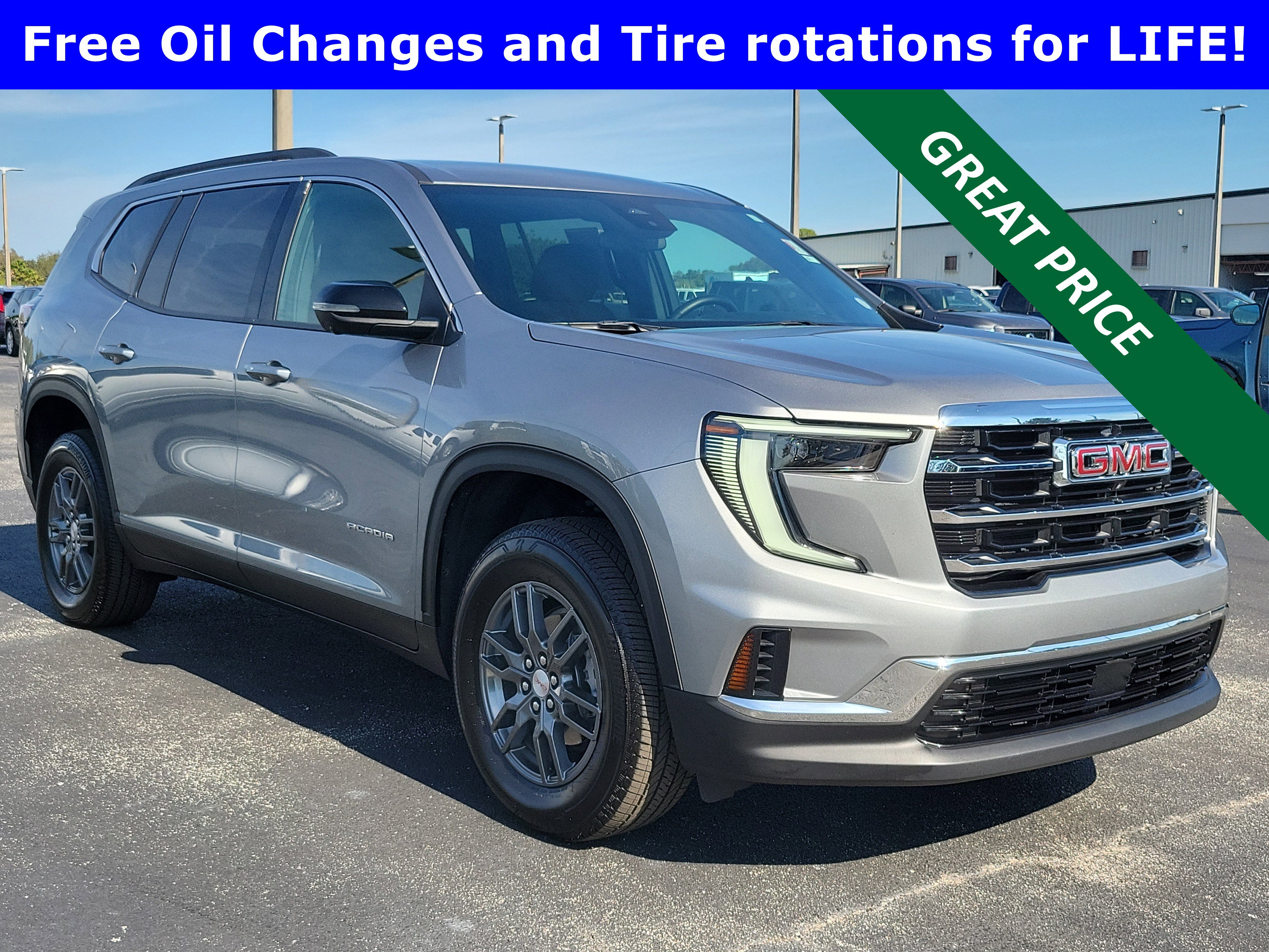 2025 GMC Acadia Elevation's photo