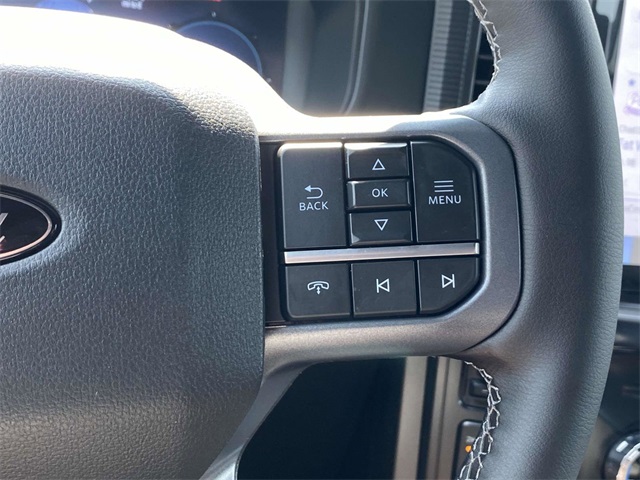 2025 Ford F-150 Lariat photo 17