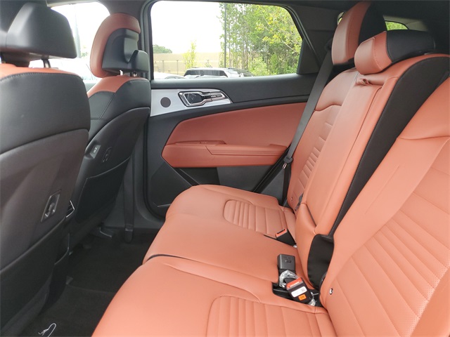 2026 Kia Sportage SX photo 6