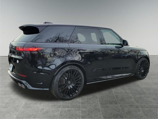 2025 Land Rover Range Rover Sport photo 6