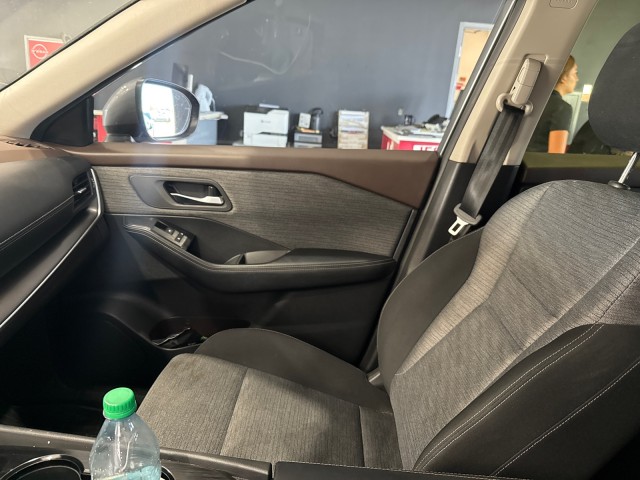 Used 2023 GUN METALL Nissan SV image 6