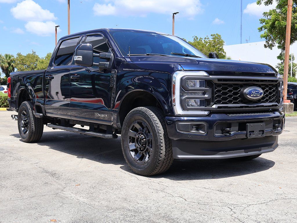 2024 Ford F-250 Lariat photo 2