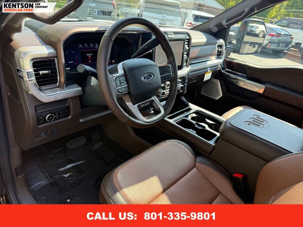 2025 Ford F-350 photo 32