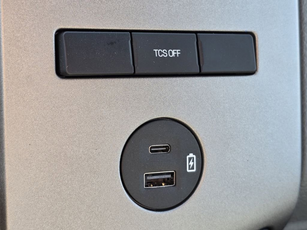 2026 Ford F-650 Base photo 4