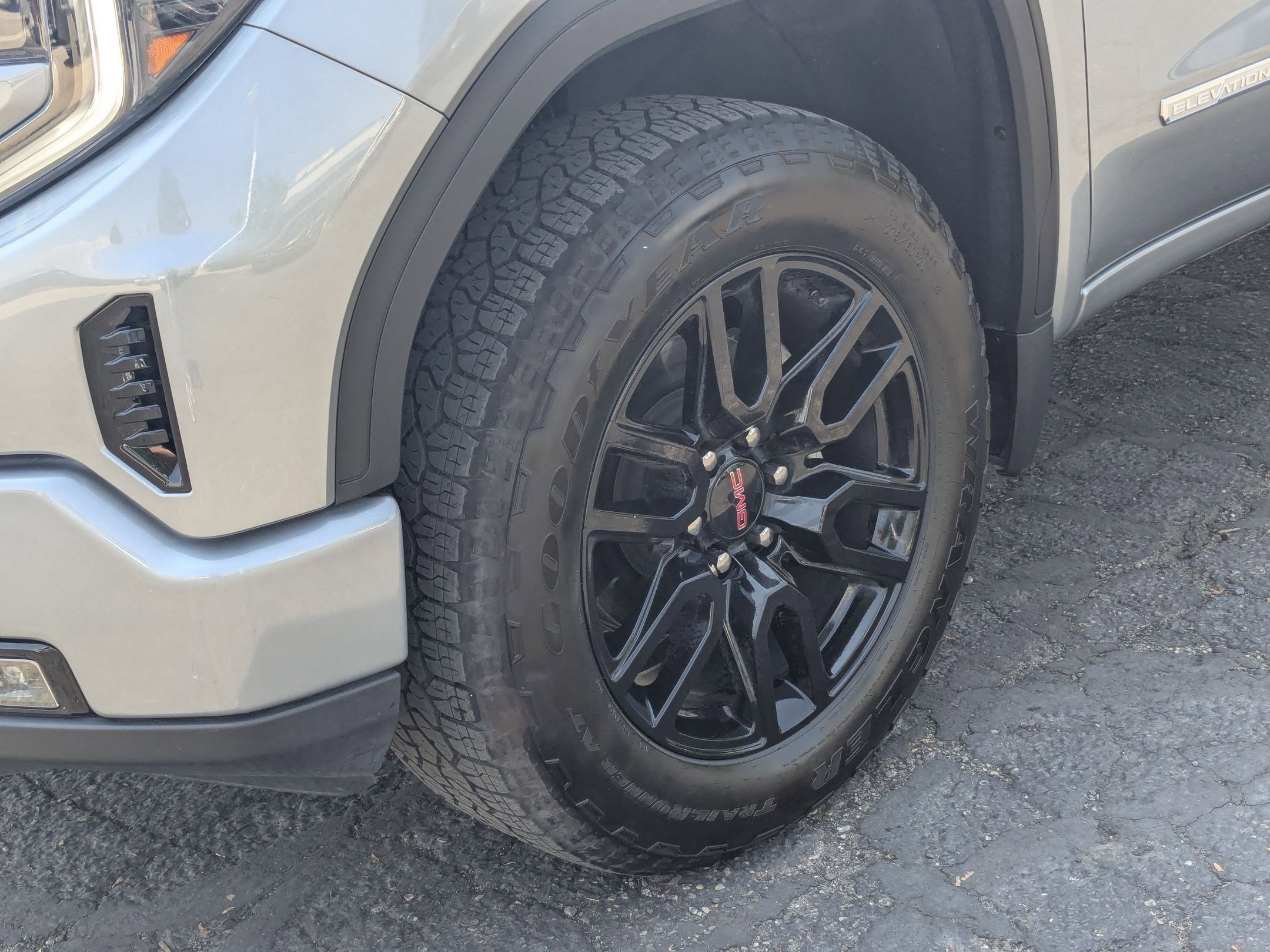 2024 Gmc Sierra 1500 Elevation photo 11