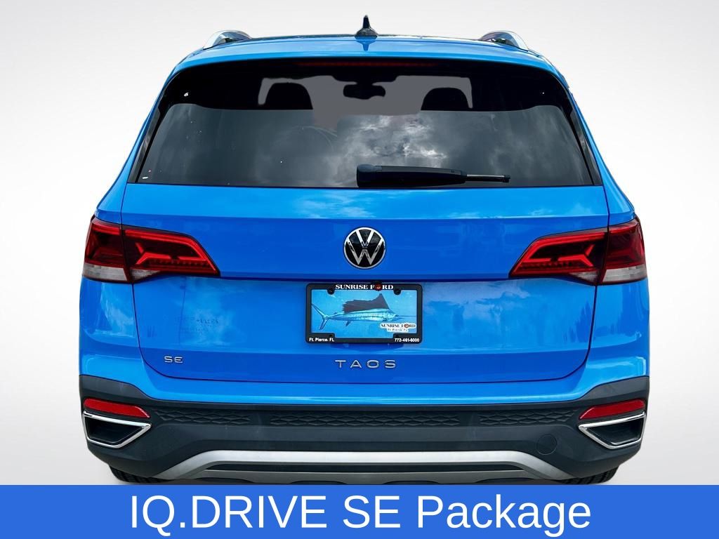 2022 Volkswagen Taos SE photo 4