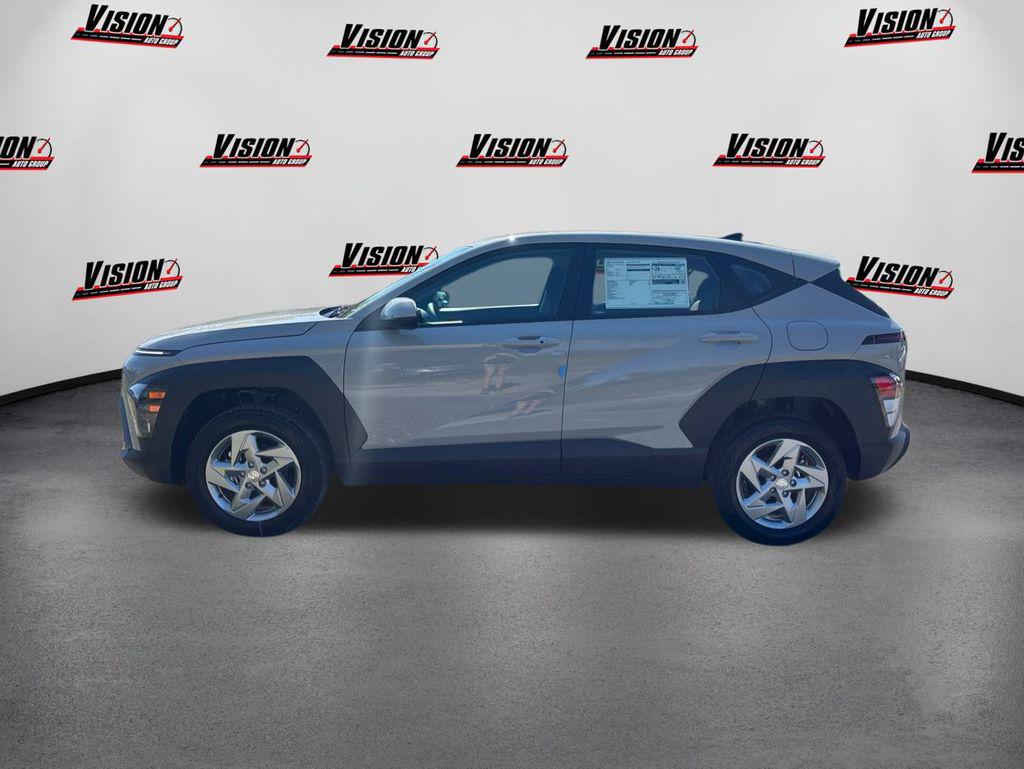 2026 Hyundai Kona SE photo 8
