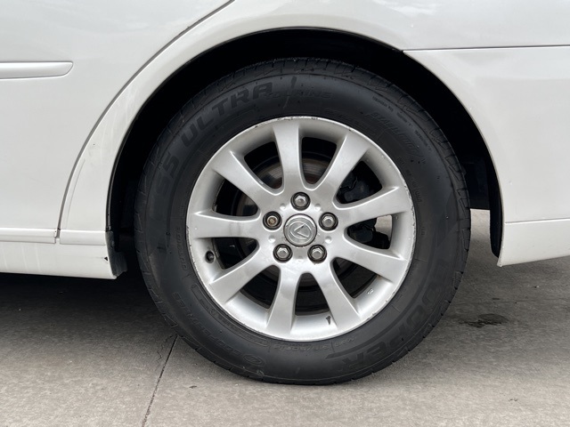 2004 Lexus ES 330 photo 7