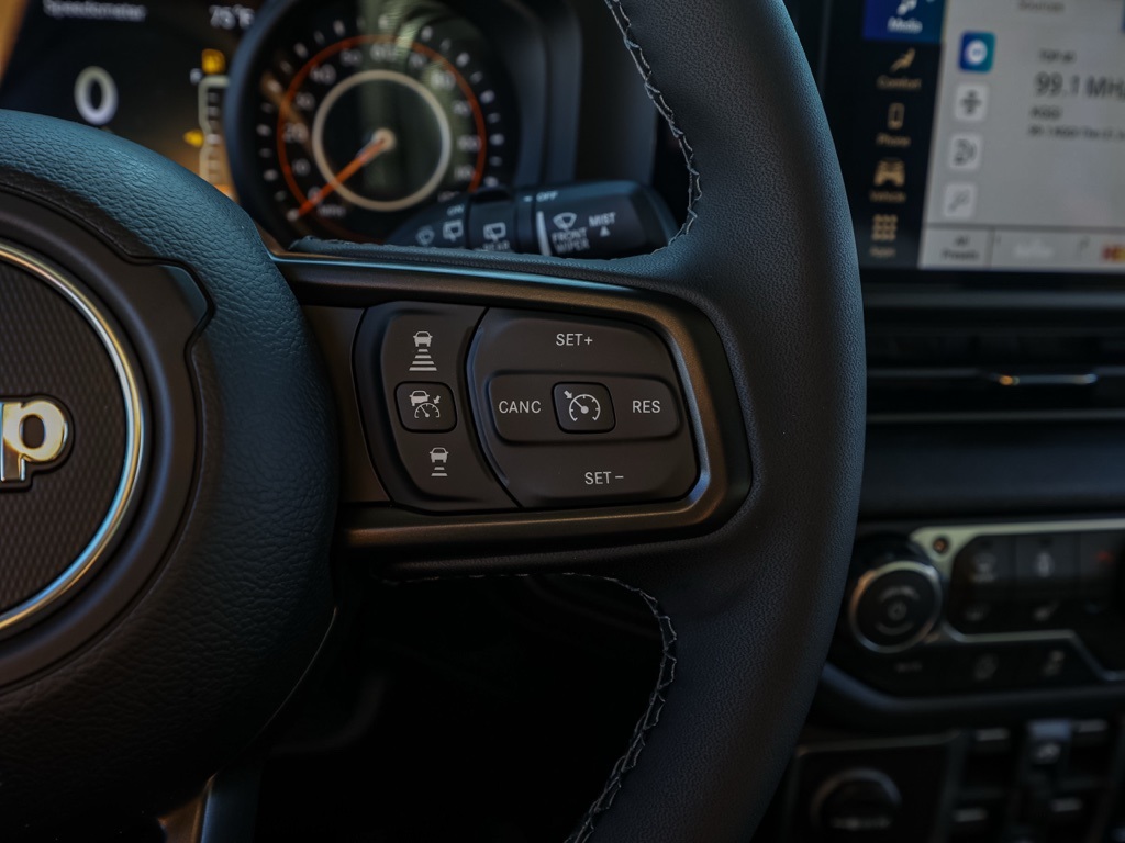 New 2026 Bright White Clear-Coat Exterior Paint Jeep Willys image 25