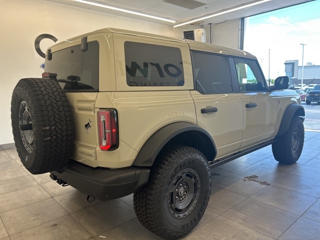 2025 Ford Bronco Badlands photo 9