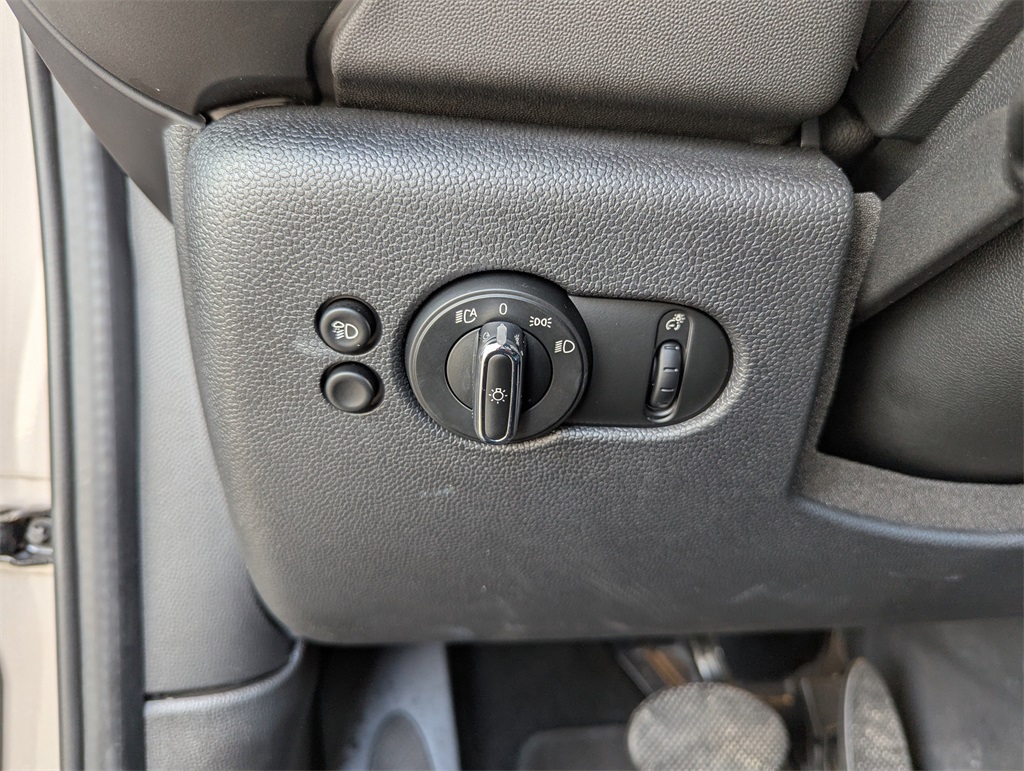 2024 Mini Cooper Hardtop Signature photo 15