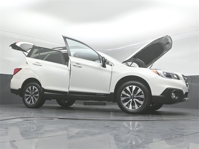 2017 SUBARU OUTBACK - Image 58