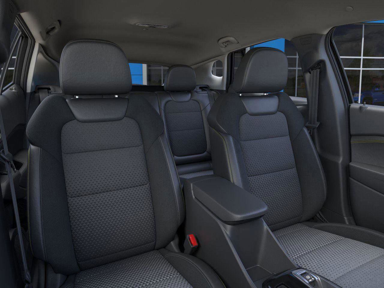 2025 Chevrolet Trax LT photo 8
