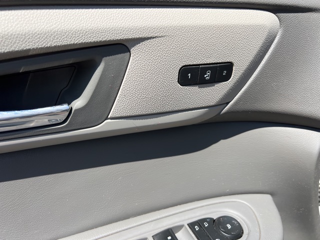 2016 Chevrolet Traverse 2LT photo 16
