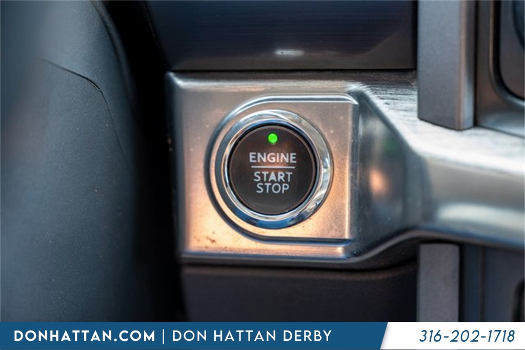 2022 Ford F-150 Lariat photo 14