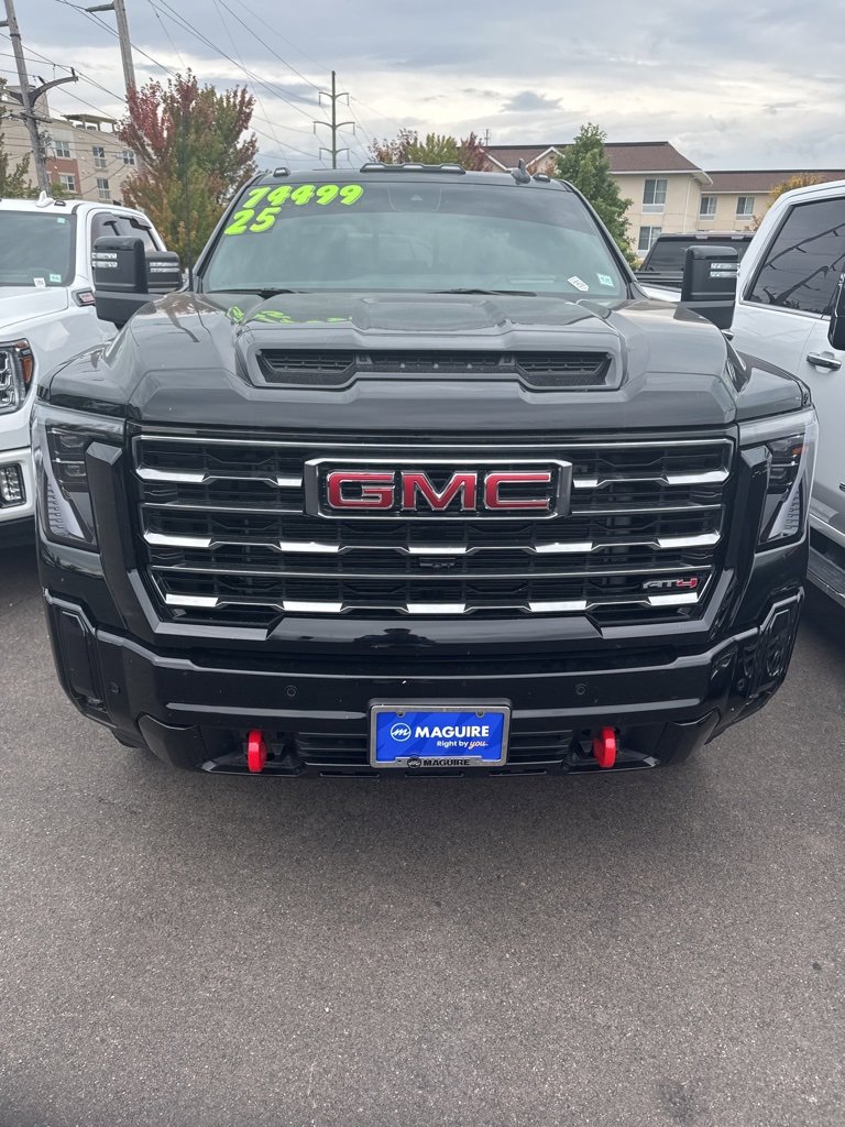2025 GMC Sierra 2500HD AT4's photo