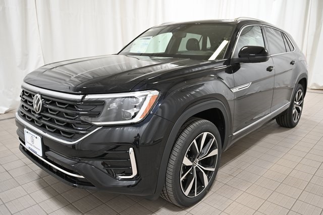 2025 Volkswagen Atlas Cross Sport SEL Premium R-Line photo 8