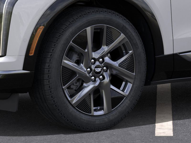 2025 Cadillac Optiq Luxury photo 8