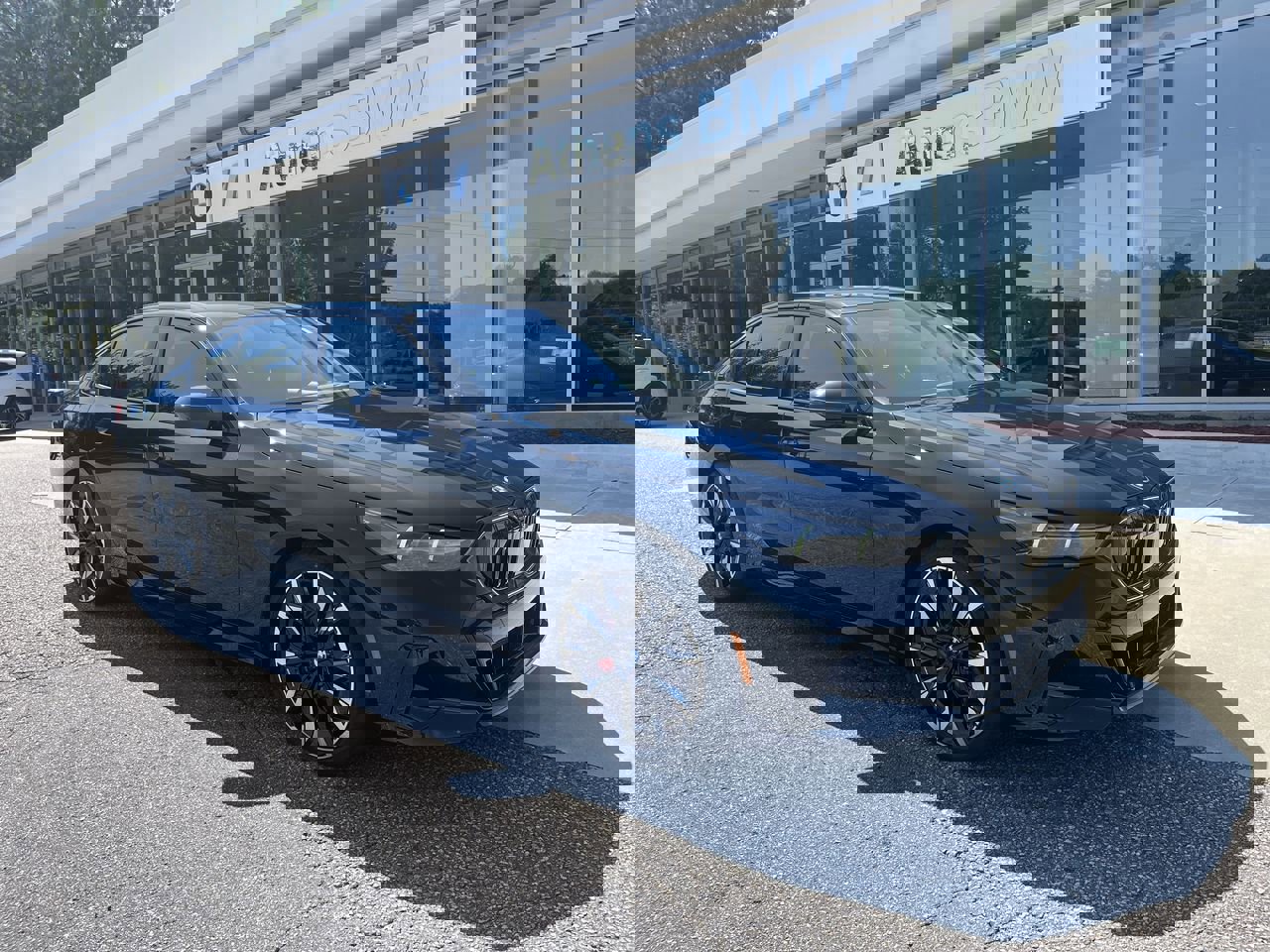 2026 BMW 5 Series 550e's photo