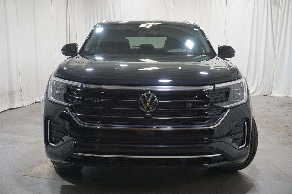 2025 Volkswagen Atlas Cross Sport SEL Premium R-Line photo 3