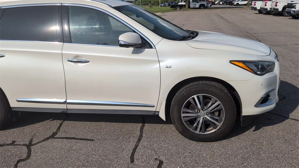 2020 Infiniti QX60 Luxe AWD photo 8