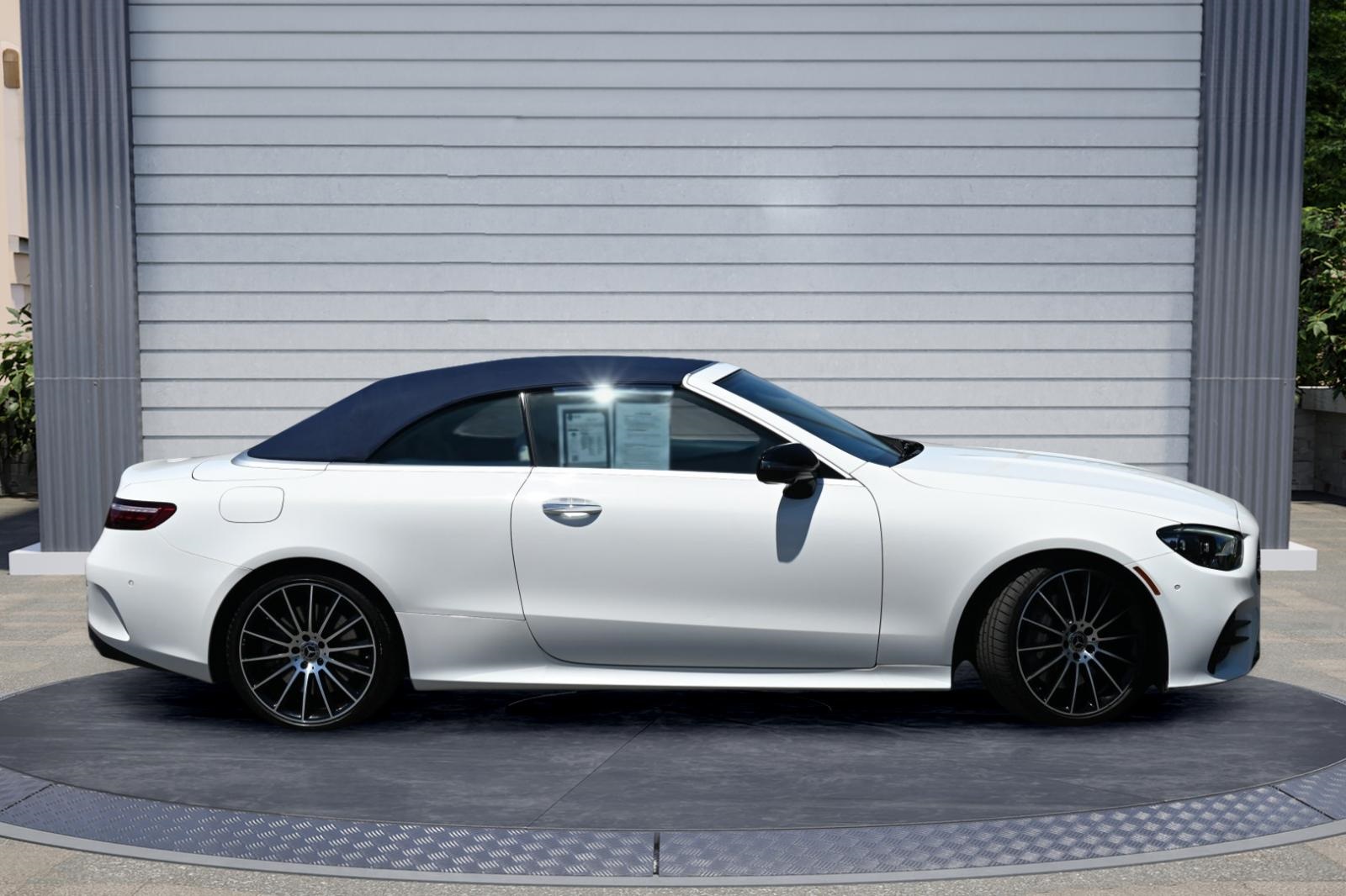 2022 Mercedes Benz E 450 photo 3