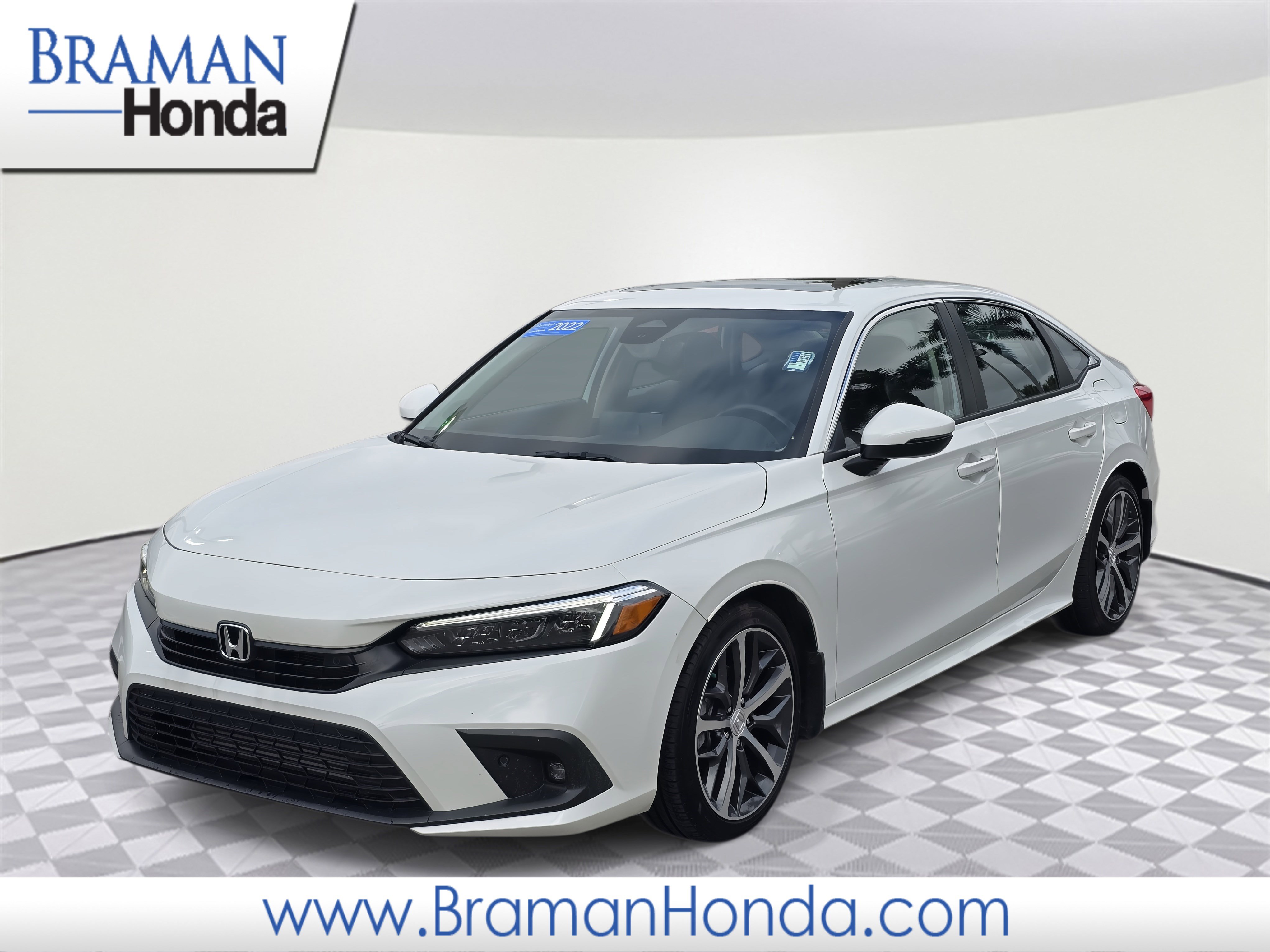 2022 Honda Civic Touring's photo