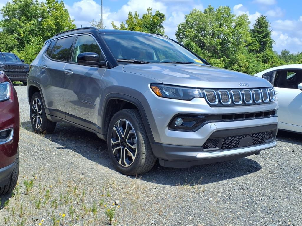 2022 Jeep Compass Limited photo 3