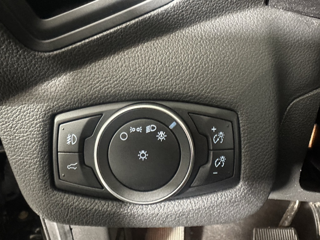 2019 Ford Escape SEL photo 13