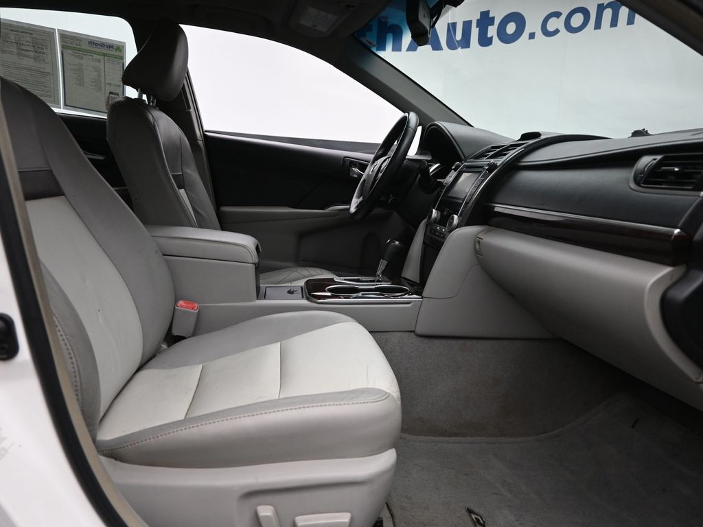 2013 Toyota Camry L photo 5