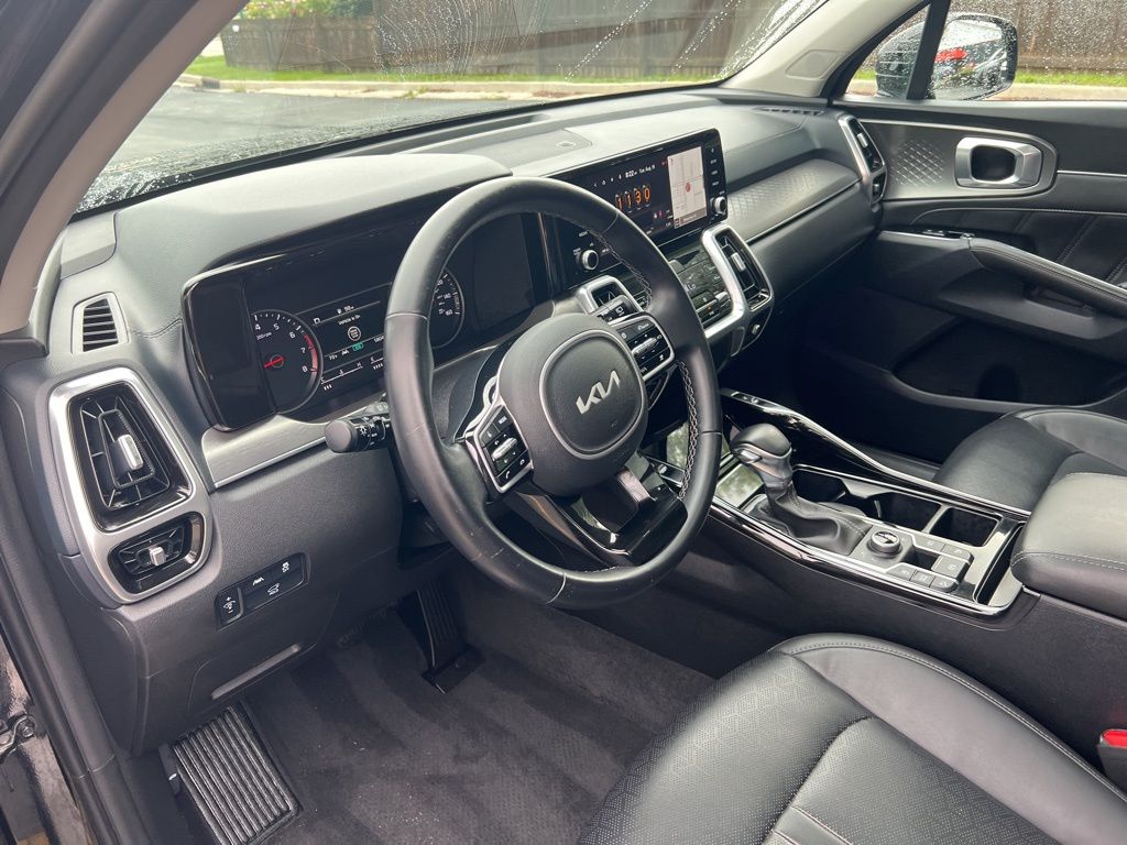 2022 Kia Sorento SX photo 3