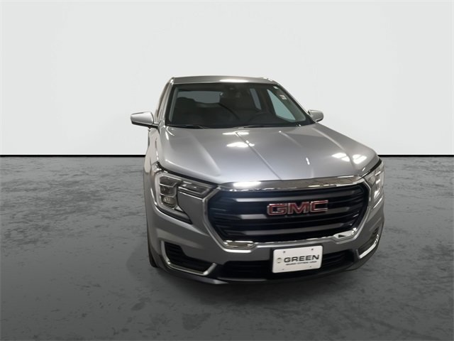 2024 Gmc Terrain SLE photo 3