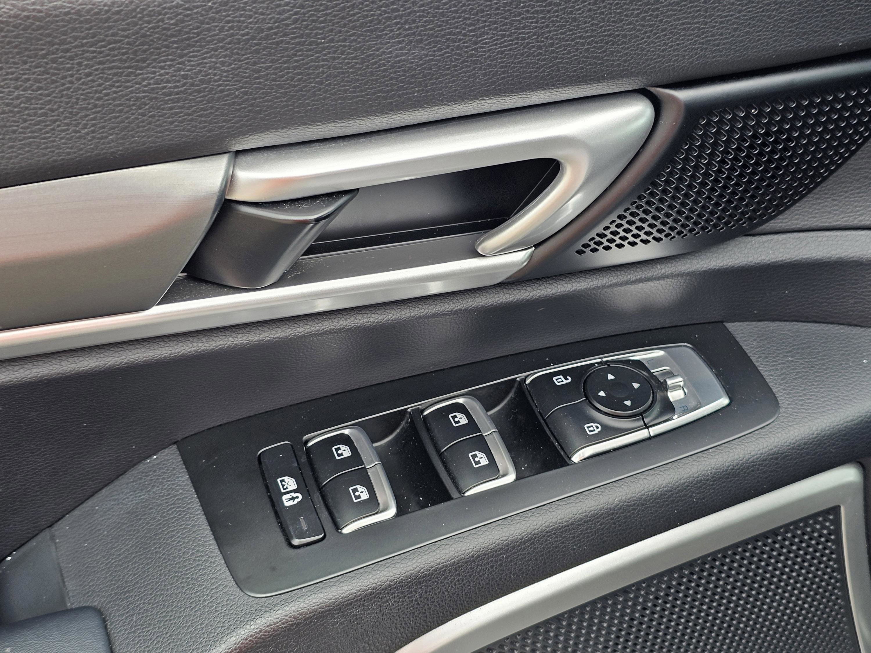 2022 Kia Telluride LX photo 14