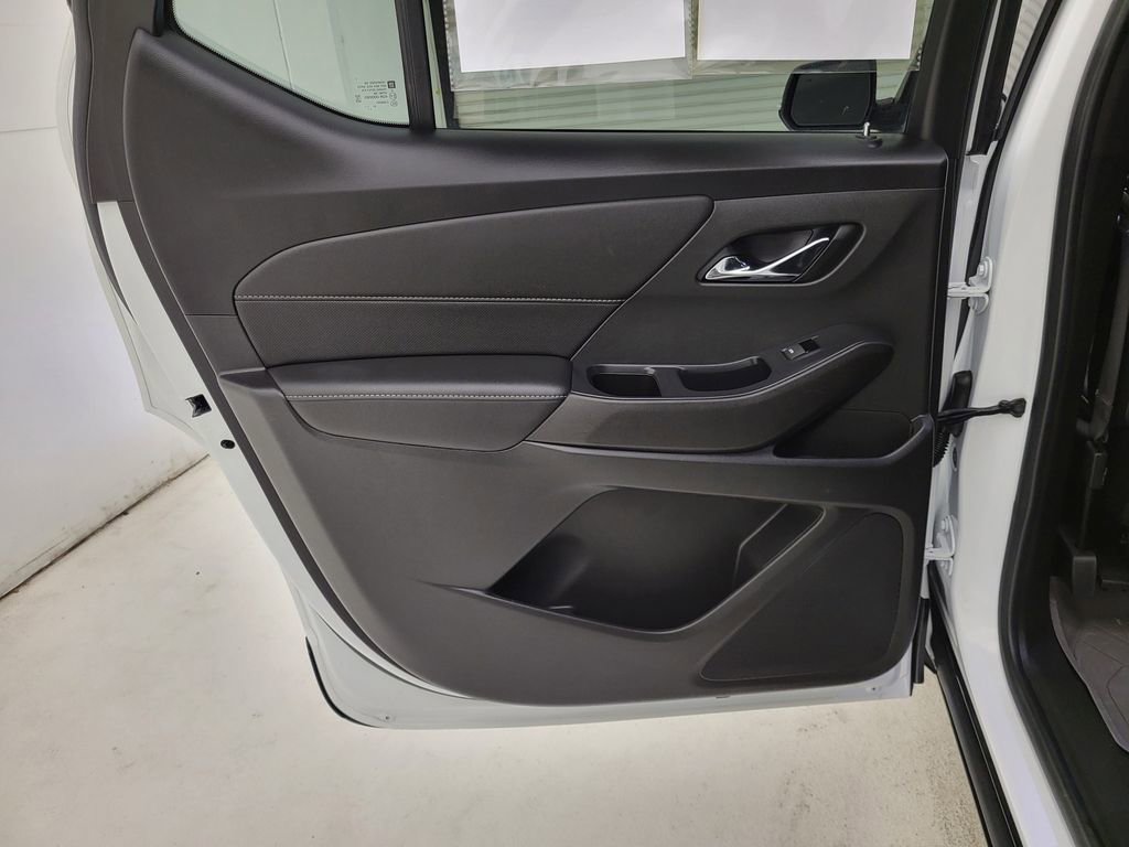 2022 Chevrolet Traverse Premier photo 41