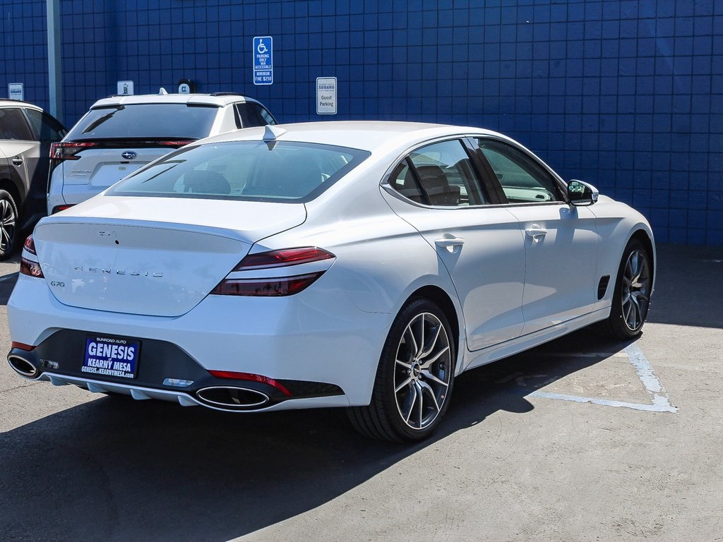 2026 Genesis G70 2.5T photo 7