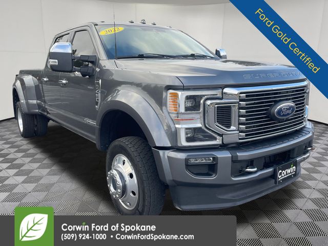 2022 Ford F-450 Super Duty Platinum's photo