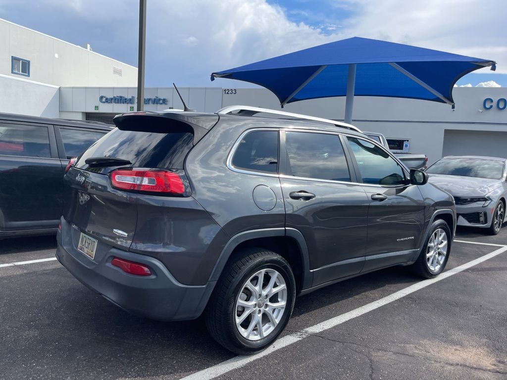 2015 Jeep Cherokee Latitude photo 4