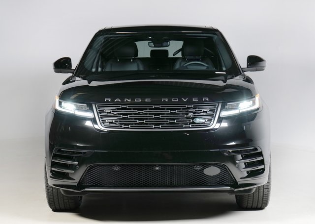 2026 Land Rover Range Rover Velar SE photo 7